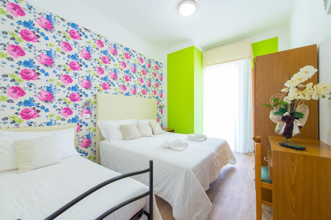 Hotel Galassia Ρίμινι Εξωτερικό φωτογραφία